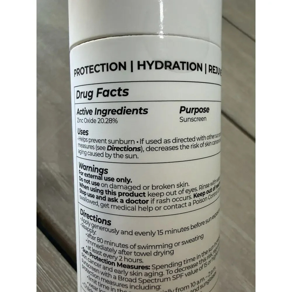 Sonrei Clearly Zinq Tinted Hydrating Facial SPF 35 + Growth Factor Sunscreen Gel